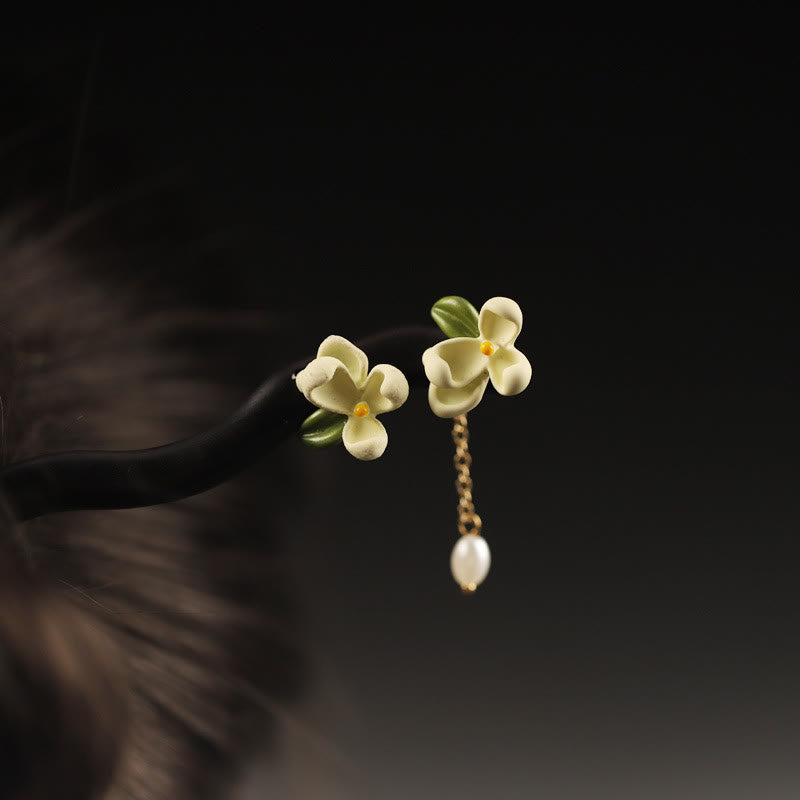 KarmaRipple's Ebony Gardenia Tassel Courage Hairpin p6
