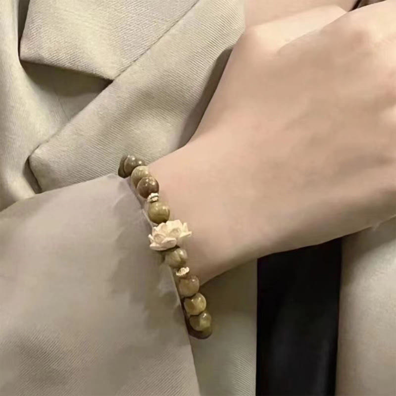 KarmaRipple's Green Sandalwood Boxwood Lotus Soothing Bracelet p14